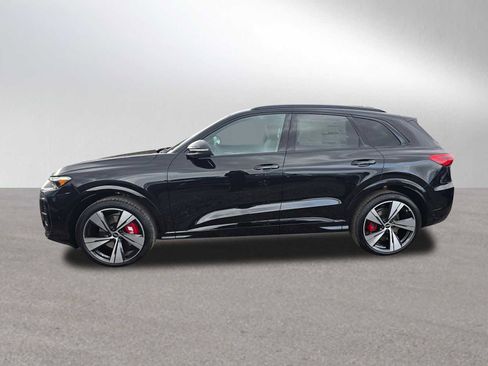 New 2025 Audi SQ5 Premium Plus image 6