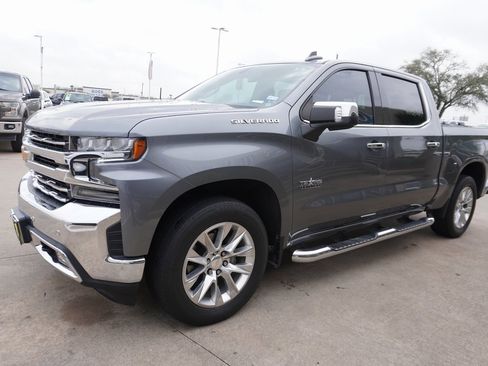 Used 2021 Chevrolet Silverado 1500 LTZ image 3