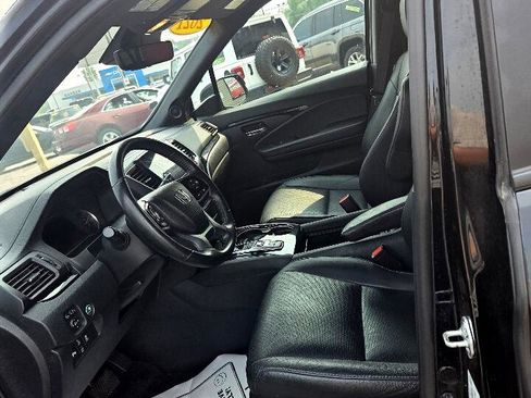 Used 2021 Honda Passport Touring image 9