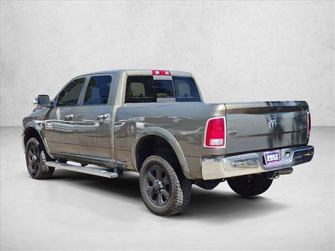 Used 2014 RAM 2500 Laramie w/ Convenience Group AWD/4WD image 7
