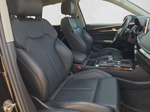 Used 2019 Audi Q5 2.0T Premium Plus w/ Premium Plus Package AWD/4WD image 20