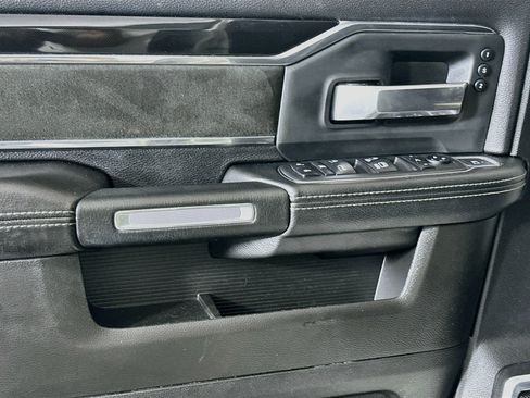 Used 2019 RAM 2500 Laramie AWD/4WD image 15