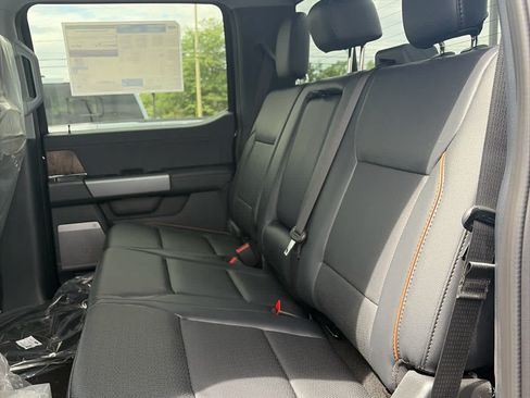 New 2026 Ford F250 Lariat w/ Black Appearance Package AWD/4WD image 23