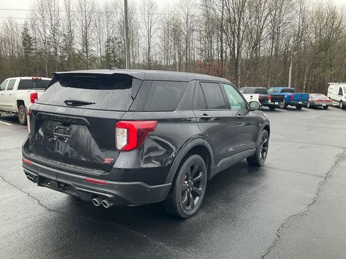 Used 2022 Ford Explorer ST w/ Equipment Group 401A image 5