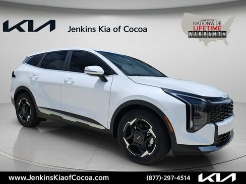 New 2026 Kia Sportage EX FWD image 1