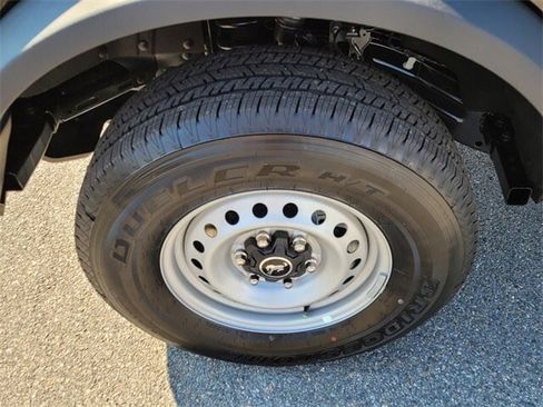 New 2025 Ford Bronco 4-Door image 15