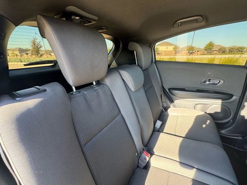 Used 2022 Honda HR-V Sport image 38