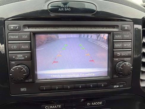 Used 2013 Nissan Juke SL image 26