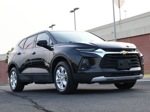 Used 2022 Chevrolet Blazer LT AWD/4WD image 1