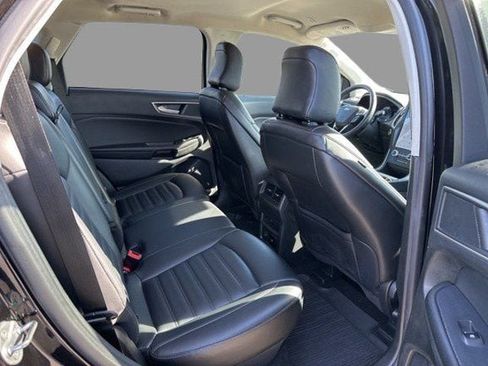 Certified 2022 Ford Edge SEL w/ Convenience Package AWD/4WD image 10