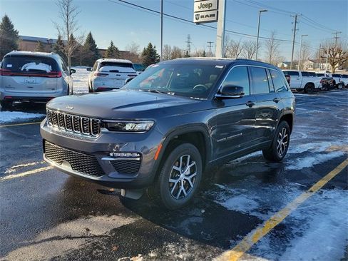 New 2025 Jeep Grand Cherokee Limited w/ Trailer Tow Package image 2