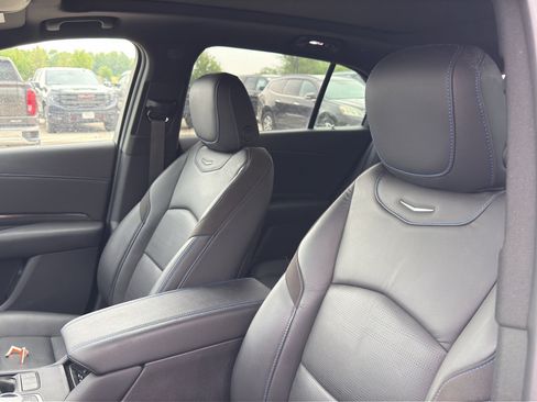 Used 2024 Cadillac XT4 Sport AWD/4WD image 10