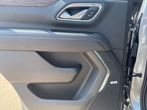 Used 2021 Chevrolet Tahoe Premier AWD/4WD image 26