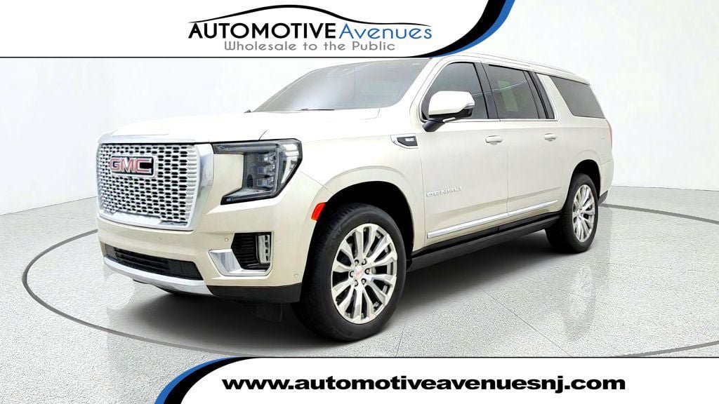 Used 2023 GMC Yukon XL Denali w/ Denali Reserve Package AWD/4WD image 1