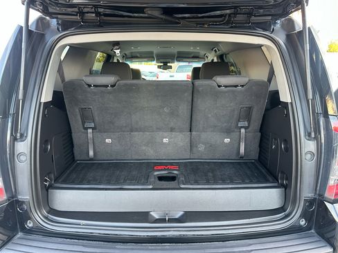 Used 2019 GMC Yukon SLE image 27