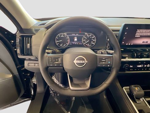 New 2026 Nissan Pathfinder SV FWD image 11