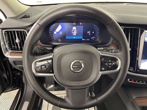 Used 2025 Volvo V60 B5 Cross Country Plus AWD/4WD image 20