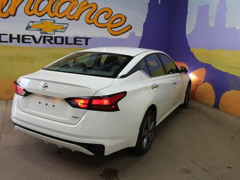 Used 2021 Nissan Altima 2.5 S AWD/4WD image 8