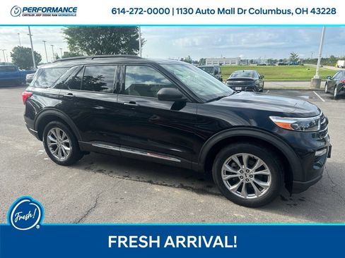 Used 2020 Ford Explorer XLT w/ Equipment Group 202A AWD/4WD image 3