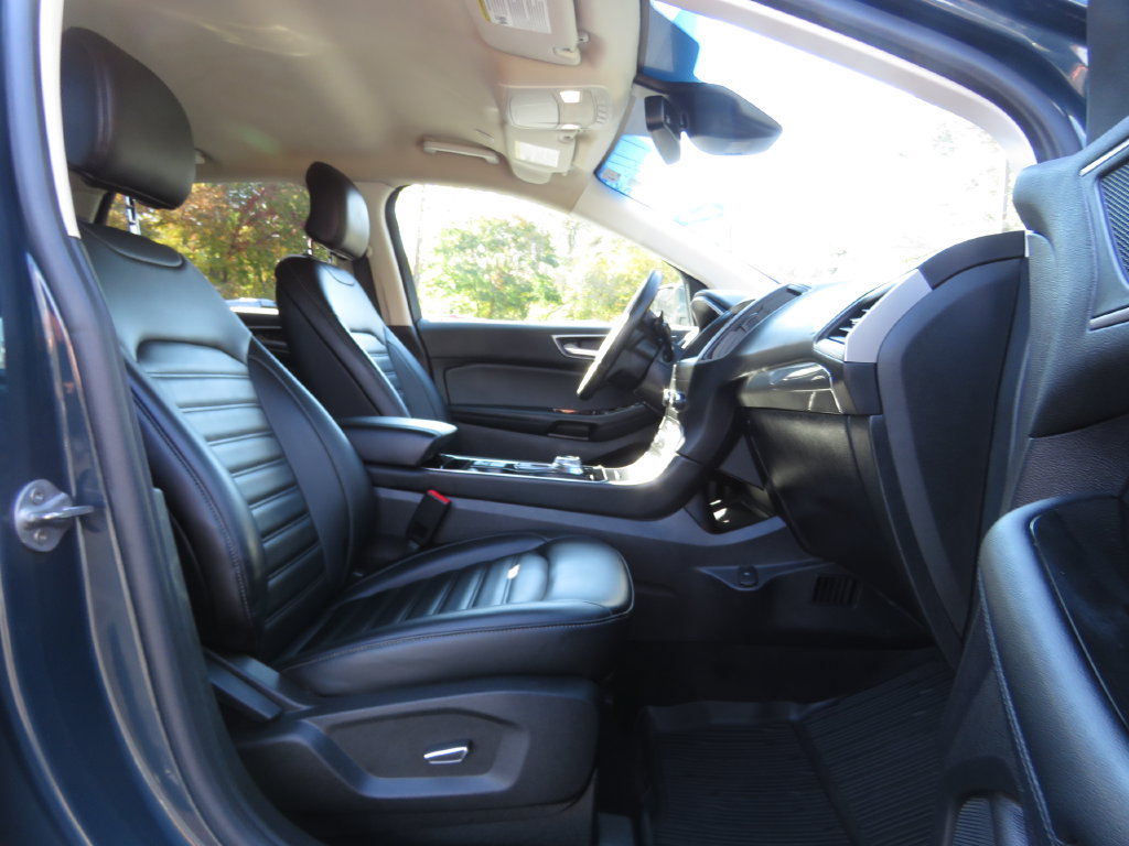 Used 2019 Ford Edge SEL w/ Equipment Group 201A AWD/4WD image 13