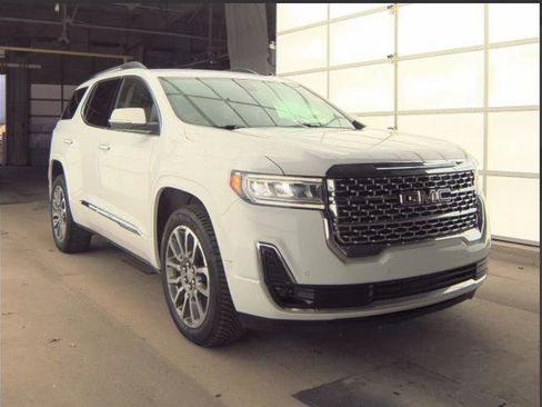 Used 2023 GMC Acadia Denali image 19