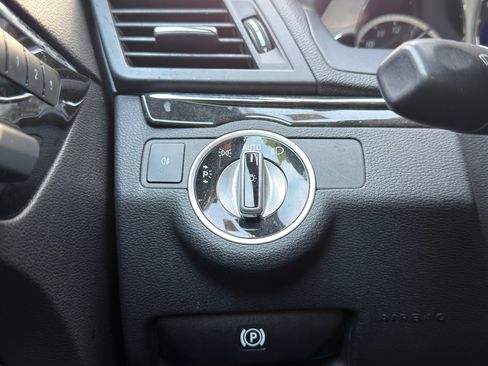 Used 2012 Mercedes-Benz E 350 Coupe image 15