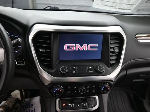 Used 2023 GMC Acadia SLE w/ Driver Convenience Package FWD image 32