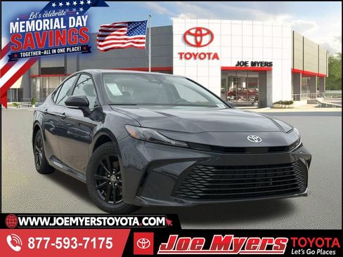 Used 2026 Toyota Camry LE FWD image 1