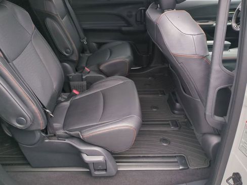 Used 2023 Toyota Sienna XSE image 30