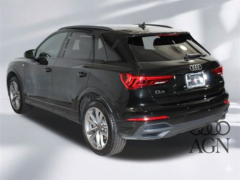 Certified 2025 Audi Q3 2.0T Premium w/ Convenience Package image 8