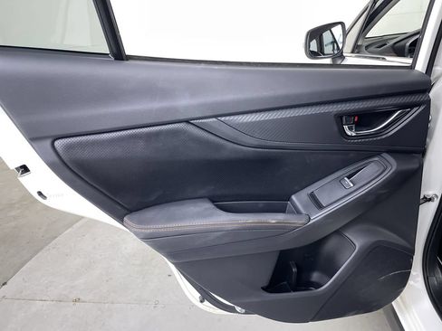 Used 2023 Subaru Crosstrek 2.5i Limited AWD/4WD image 18