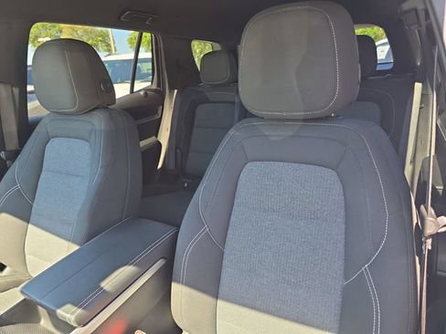 Used 2025 GMC Terrain Elevation AWD/4WD image 19
