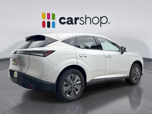Used 2025 Nissan Murano SL AWD/4WD image 5