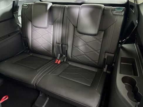 New 2026 Volkswagen Atlas SE image 27