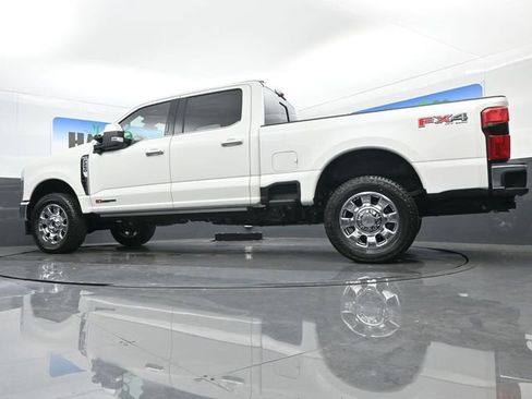 New 2026 Ford F250 4x4 Crew Cab Super Duty image 16