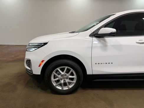Used 2024 Chevrolet Equinox LT AWD/4WD image 38