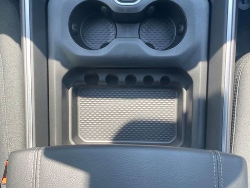 New 2026 RAM 1500 4x4 Crew Cab image 19