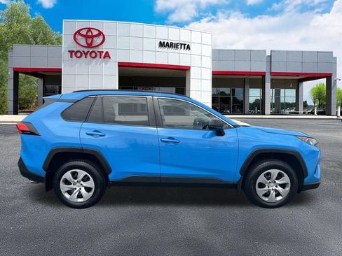 Certified 2021 Toyota RAV4 LE FWD image 25