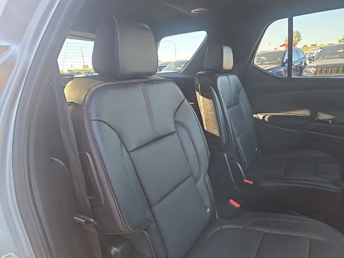 Used 2022 Chevrolet Traverse RS w/ LPO, Floor Liner Package image 79
