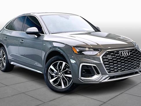 Certified 2023 Audi Q5 2.0T Premium w/ Convenience Package image 2