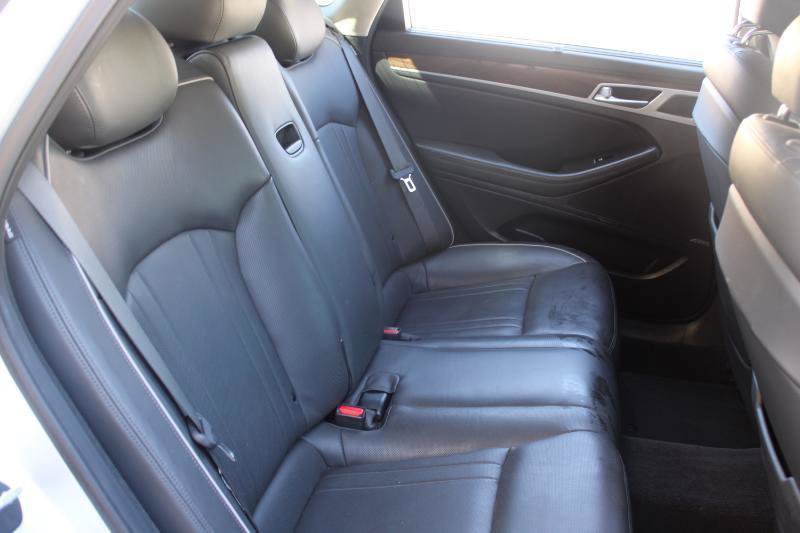 Used 2017 Genesis G80 3.8 w/ Option Group 03 RWD image 13