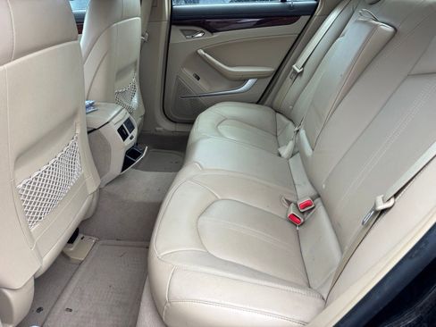 Used 2011 Cadillac CTS Luxury RWD image 7