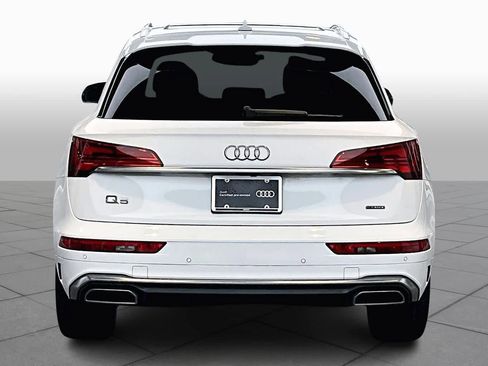 Certified 2023 Audi Q5 2.0T Premium w/ Convenience Package image 4