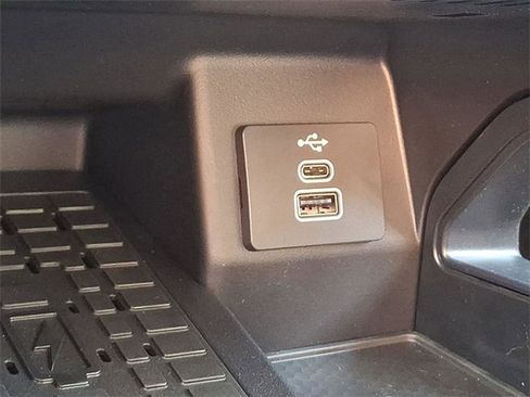 New 2025 Ford Ranger XLT w/ Equipment Group 301A High image 16