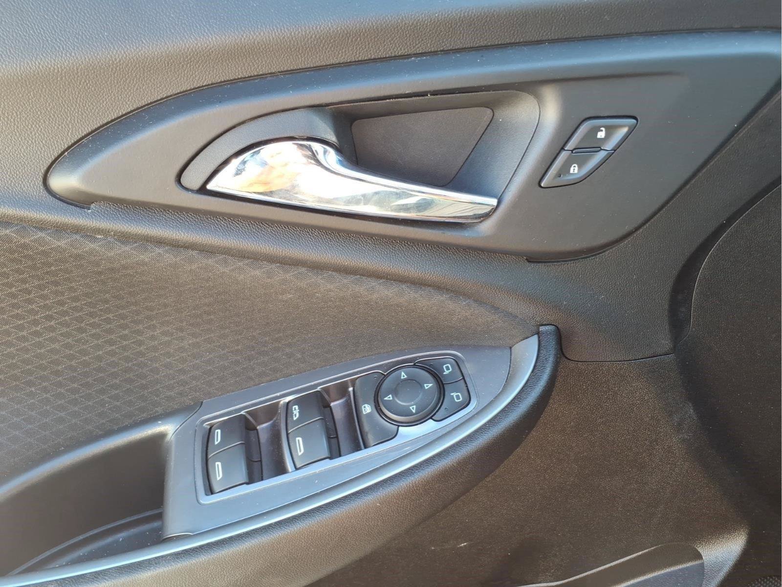 Used 2024 Chevrolet Malibu LT FWD image 17