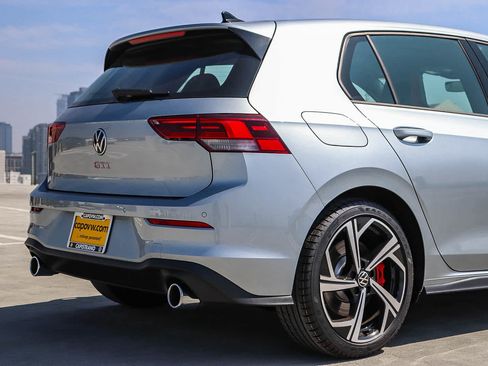 New 2026 Volkswagen GTI SE FWD image 9