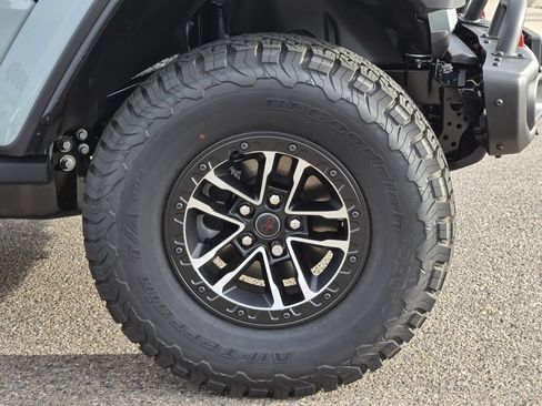 New 2026 Jeep Wrangler Unlimited Rubicon AWD/4WD image 9