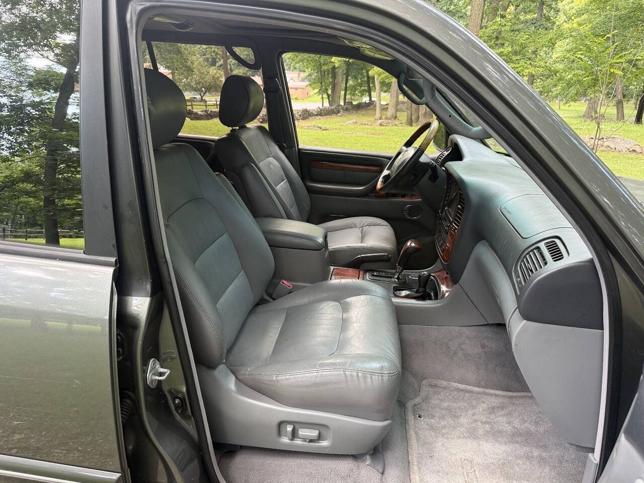 Used 2002 Lexus LX 470 4WD image 37