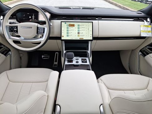 New 2027 Land Rover Range Rover SE AWD/4WD image 3
