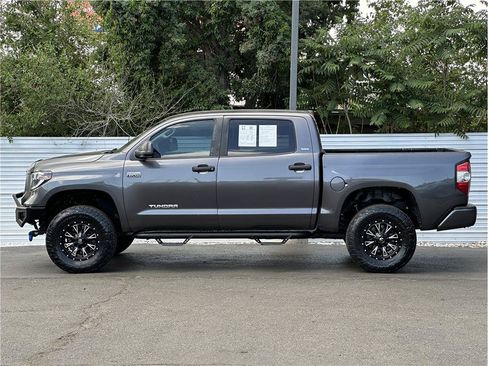 Used 2016 Toyota Tundra SR5 w/ TRD Off Road Package AWD/4WD image 13